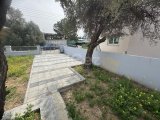 Girne KaraoğlanoğLunda denize 150m mesafede bulunan geniş bahçeli 3+1 ikiz villamız satılık!