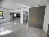 Girne KaraoğlanoğLunda denize 150m mesafede bulunan geniş bahçeli 3+1 ikiz villamız satılık!
