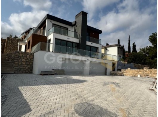 GİRNE ÇATALKÖY'DE TÜRK KOÇANLI PREMIUM 4+1 MUHTEŞEM VİLLA