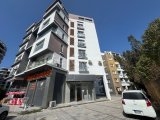 GİRNE'DE MÜTHİŞ MUHİTTE SATILIK TİCARİ İZİNLİ 2+1 DAİRE