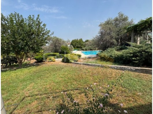 OZAN KÖY KİRALIK 3+1 VİLLA