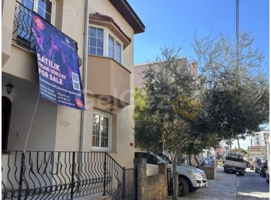 TÜRK KOÇANLI / TİCARİ İZİNLİ DEREBOYUNDA SATILIK VİLLA !!!