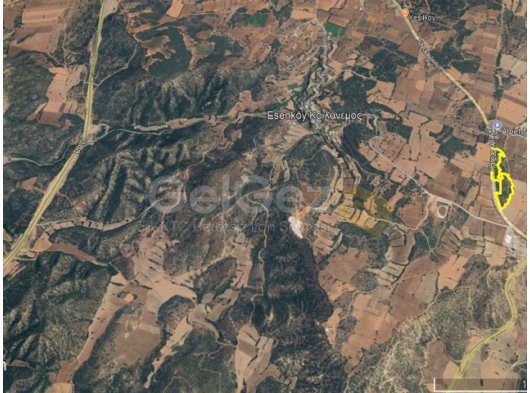 İskele Karpaz Bölgesi Yeşilköy yol üzerinde 28625m2 Satılık Arazi - 05338799818