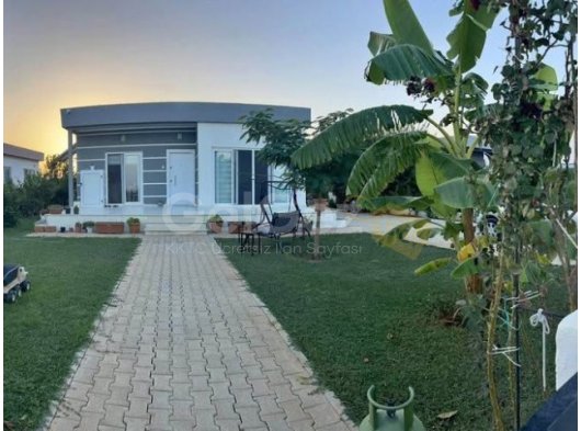 Sa﻿tılık Bahçeli Ev 3+1 Korkuteli 640 m² geniş arsa