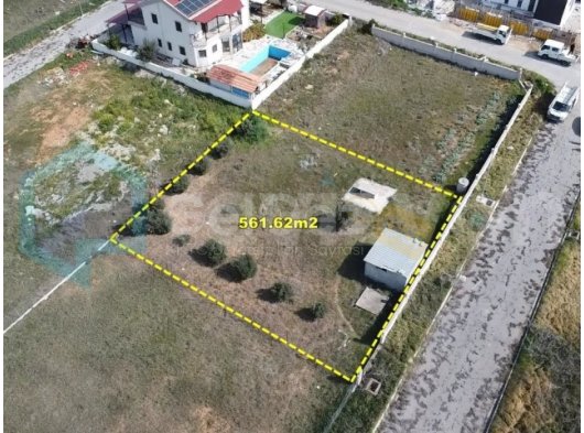 Mağusa Yeni Boğaziçi Bölgesi 561m2 Satılık Villa Arsası (5338641212)