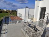 Girne Karşıyaka'da Havuzlu ve Doğa Manzaralı Ful Eşyalı Villa Kiralık!