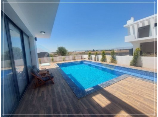 REVİZYON GAYRİMENKUL'DEN SATILIK VİLLA