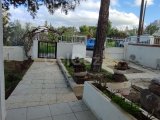 Girne Edremit'te Özel Havuzlu, Bahçeli 4+1 Villa Kiralama Fırsatı