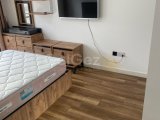 Girne Merkez'de Deniz ve Dağ Manzaralı 2+1 Penthouse Kiralık!