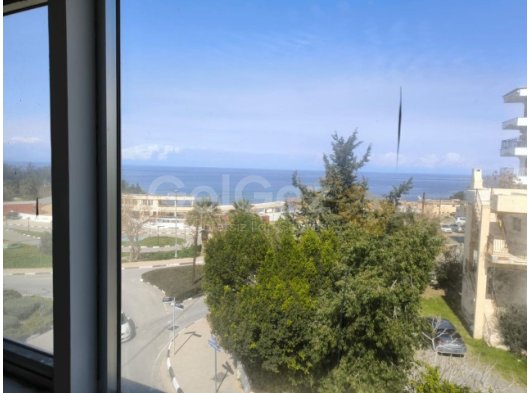 Girne Amfi Tiyatro Yakını Deniz Manzaralı 3+1 Fırsat Daire...
