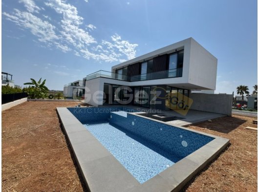 Gazimağusa tuzla Bölgesinde 3+1 Beyaz Eşyalı Şömineli Sıfır Villa