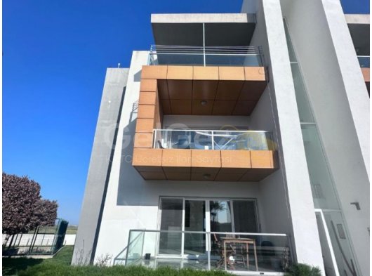 MAĞUSA SAKLIKENT’TE SATILIK HAVUZ MANZARALI 3+1 DAİRE