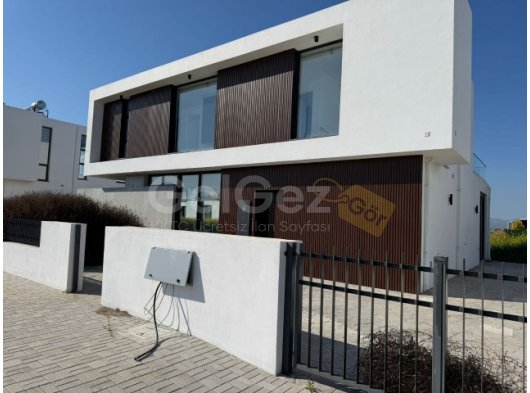 Yeniboğaziçi Salamis Bölgesinde 3+1 Özel Havuzlu Villa