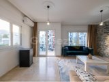 Girne Merkez'de Elite Aile Apartmanında Satılık Geniş 3+1
