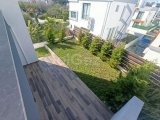Girne Alsancak'ta Satılık 3+1 İkiz Villa / Dağ ve Doğa Manzaralı