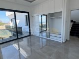 Girne Edremit'te Satılık Lüks Villa