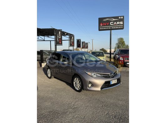 2013 Model Toyota Auris Tek Şahıs