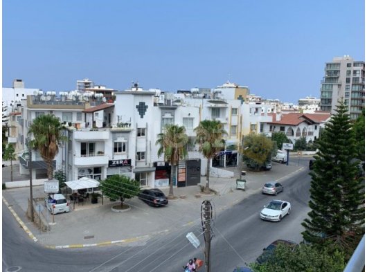 GİRNE MERKEZDE KİRALIK TİCARİ 3+2