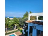 Girne Ozanköy'de Satılık Türk Koçan 4+2 Çok Geniş Türk Koçanlı Villa
