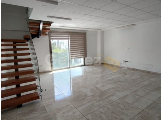 Girne Merkez Lord Palace Hotele Yakin Kiralık Duplex 110 m2 Ofis /1100 STG /+905391132605
