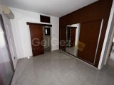 Girne Merkez Karaoğlanoğlu Caddesinde Kiralık 3+1 Müstakil Bahçeli Eşyasız Villa /1300 STG/+905391132605