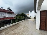 Girne Merkez Karaoğlanoğlu Caddesinde Kiralık 3+1 Müstakil Bahçeli Eşyasız Villa /1300 STG/+905391132605