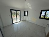 Girne Ozanköy, Özel Havuzlu Sıfır 823m2 Arsalı Satılık 4+1 Villa 450.000 STG / +905338202346