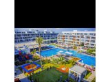Courtyard Sitesinde Havuz Manzaralı Özel Bahçeli 2+1 Daire