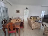 Girne, Zeytinlik bölgesinde satılık 8+2 villa