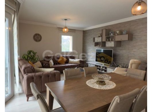 GİRNE MERKEZDE SİTE İÇERİSİNDE SATILIK FULL EŞYALI 3+1 DAİRE