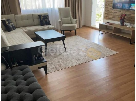 Girne merkez Barış Parkı Yakınlarında Satılık 2+1 Daire