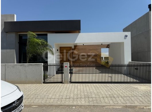 Lefkoşa Batıkent bölgesinde satılık 3+1 villa .