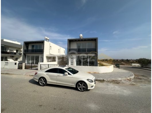 MAĞUSA TUZLA BÖLGESİ TÜM VERGİLERİ ÖDENMİŞ SATILIK 4+1 MÜSTAKİL EV