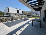 Taşınmaya hazır lüks villa. Hayalinizdeki ev sizi bekliyor! Lüks 4+1 Villa – Özaköy, Girne