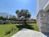 Taşınmaya hazır lüks villa. Hayalinizdeki ev sizi bekliyor! Lüks 4+1 Villa – Özaköy, Girne