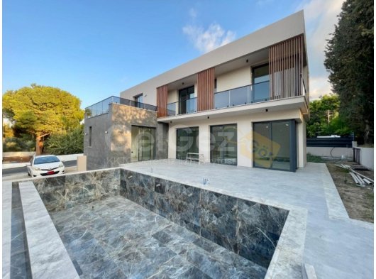 Satılık Lüks 4+1 Villa – Çatalköy, Girne, Kuzey Kıbrıs