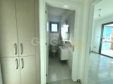 LEFKOŞA GÖNYELİDE 2+1 SATILIK GENİŞ TERASLI TÜRK KOÇANLI PENTHOUSE…