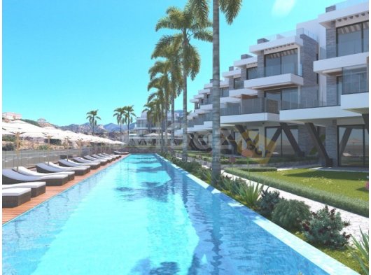 BAHÇELİ-ESENTEPE DE FULL DENİZ MANZARALI SATILIK TOWN HOUSE