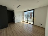 Çatalköyde’de Satılık 4+1 (En Suit) Havuzlu Deniz Manzaralı Modern Villa