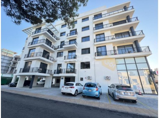 Girne Merkezde Kiralık 2+1 Geniş Daire