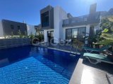 Karmi (Edremit)de Satılık 3+1 Havuzlu Deniz Manzaralı Modern Villa