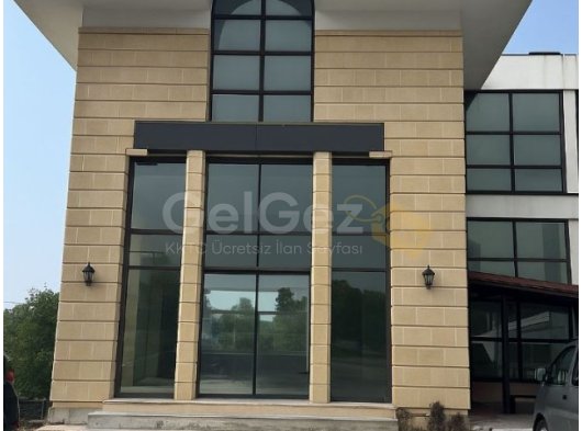 GİRNE LAPTA’DA SATILIK 1+1 OFİS VE SENDELİ KATLI DÜKKAN – DEPOLU