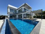 Ozanköy’de Satılık 4+1 Havuzlu Deniz ve Dağ Manzaralı Modern Villa-Türk Koçan