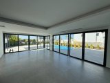 Ozanköy’de Satılık 4+1 Havuzlu Deniz ve Dağ Manzaralı Modern Villa-Türk Koçan