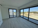 Ozanköy’de Satılık 4+1 Havuzlu Deniz ve Dağ Manzaralı Modern Villa-Türk Koçan