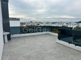 LEFKOŞA DUMLUPINAR’DA SATILIK 2+1 PENTHOUSE