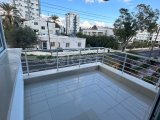 LEFKOŞA MERİT OTELİN KARŞISINDA KİRALIK 2+1 DAİRE