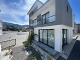Girne Ozanköyde Cratos Otel Casino Yakınında Özel Havuzlu 4+1 Kiralık Villa