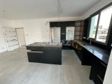 Kıbrıs Girne Merkezde Satılık 3+1 Penthouse Daire