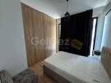 Girne merkezde Lord Palace Casino yakınında havuzlu site içerisinde kiralık 2+1 en suit daire